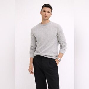 JCrew Men's Gray crew neck cashmere blend sweater